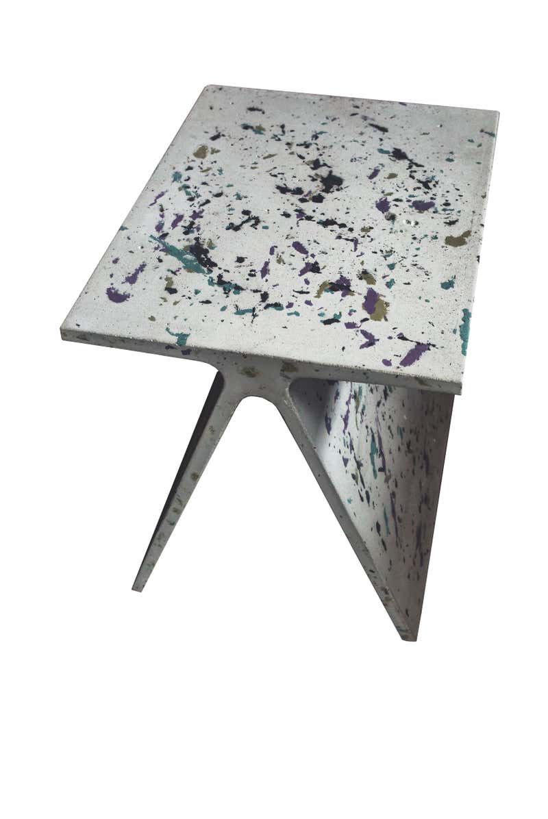 Alpha Q End Table, in Concrete for Indoor or Outdoor by Mtharu